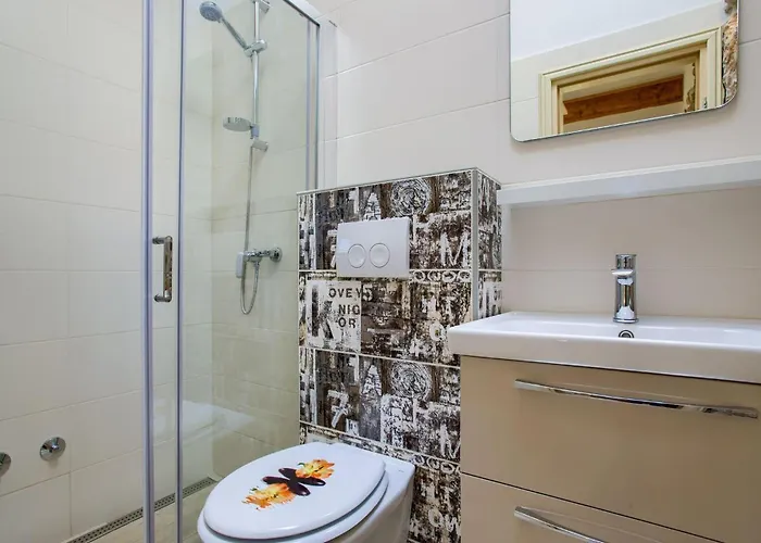 4 Bedroom Lovely In 別荘 Garica